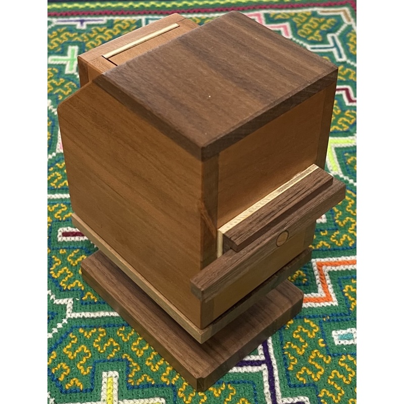 Limbless Larry - BeardsWoodshop Co.