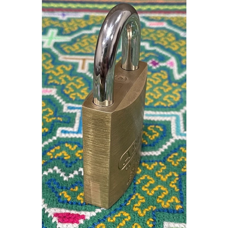 Lock Out - AC Puzzles