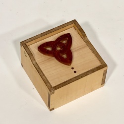 Einstein Puzzle Box