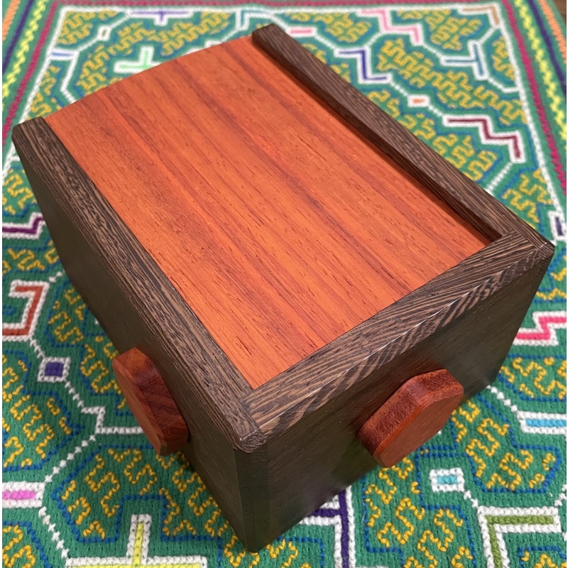 Boxed In - DEDwood Crafts