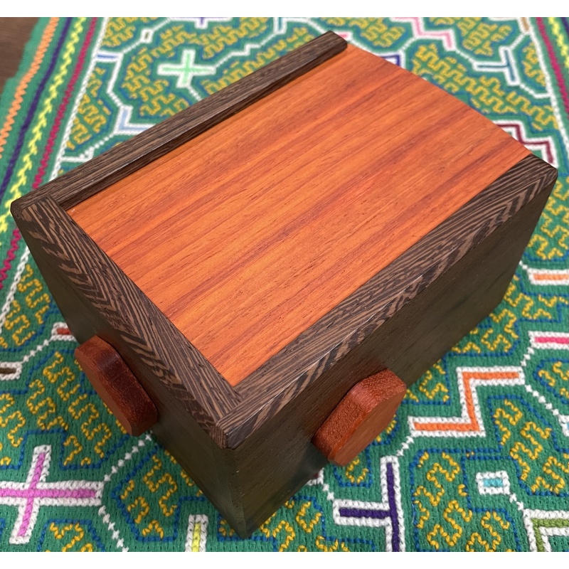 Boxed In - DEDwood Crafts