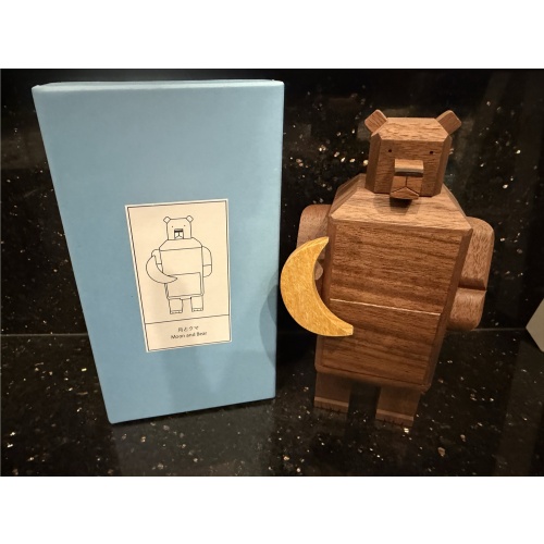 Bear With Moon (KY-25-2) - Kakuda