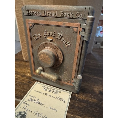 Lost Vault - Limited Edition