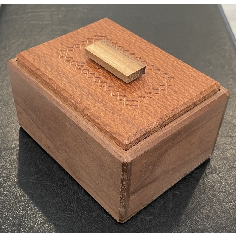 Kleeshay Box - DEDwood Crafts