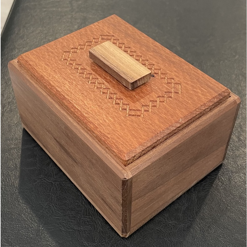 Kleeshay Box - DEDwood Crafts
