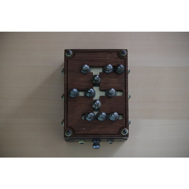 Chess Box by Jean Claude Constantin (JCC)