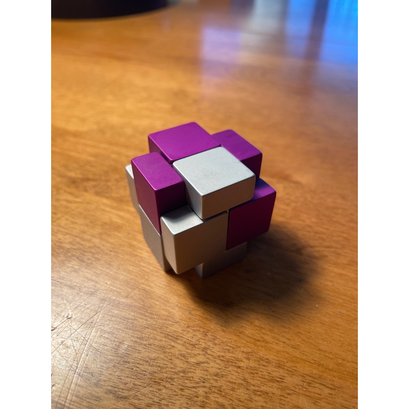 Aluminum coordinated motion puzzle