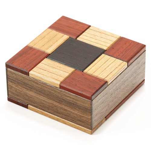 Karakuri Box of Branch and Loophole, Iwahara 2023 Xmas Present