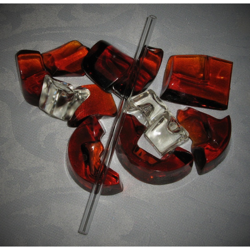 Java tea puzzle by Toyo Glass