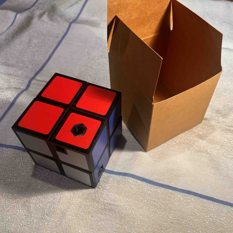 Knot-a-2x2 by Rex Rossano Perez