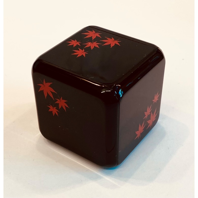 Dice (lacquered) - Akio Kamei Hanayama