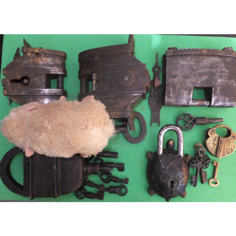 15 Indian Puzzle Locks - Equal to 135 Standard Puzzle Hamsters