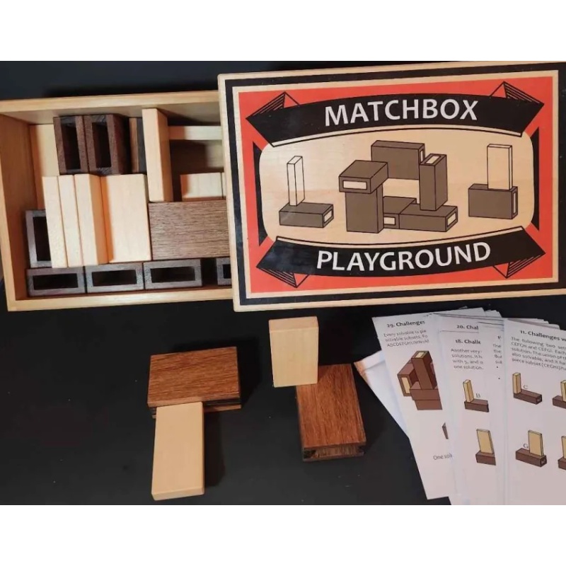 Matchbox Playground - Pelikan