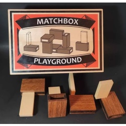 Matchbox Playground - Pelikan