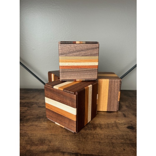 Karakuri - New Secret Box 1-4