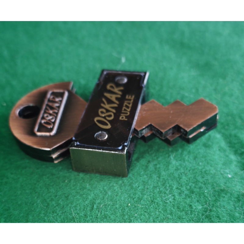 Oskar Puzzle (original), Hanayama Cast puzzle