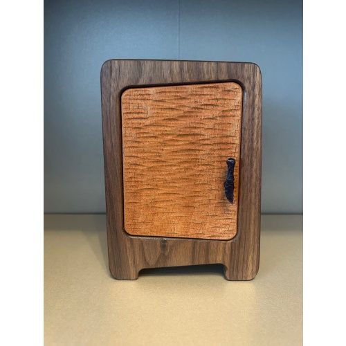 Oleg's Wardrobe - DEDWood Crafts