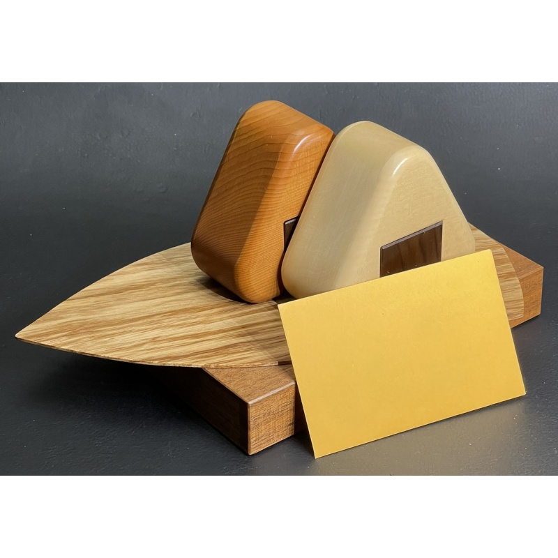 Onigiri (Rice Ball) by Hiroshi Iwahara (Karakuri)