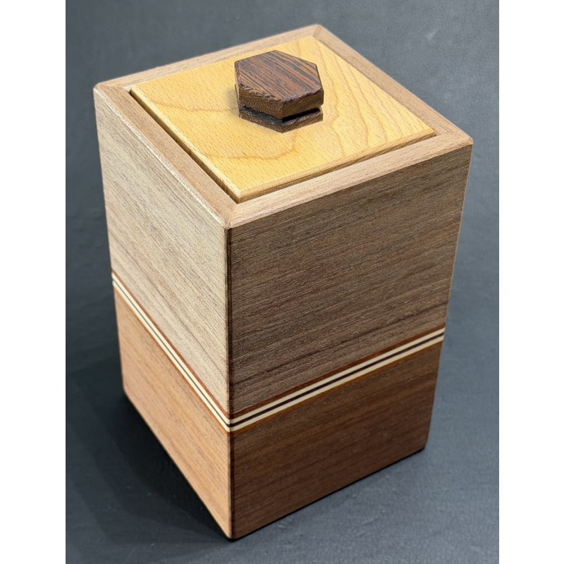 Openable Box by Hideto Satou (S-2)