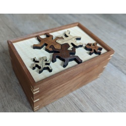 Free Me 8 puzzle by Joseph Turner