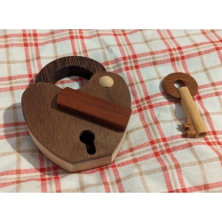 Puzzle Lock (Osho Iwase)
