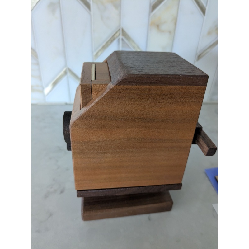 Limbless Larry - Beards WoodShop (Tyler Williams)