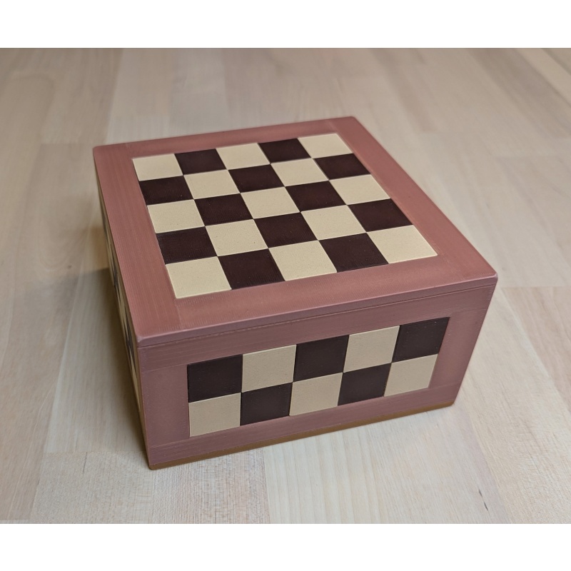 Chess Box, by Benno de Grote (Discontinued)