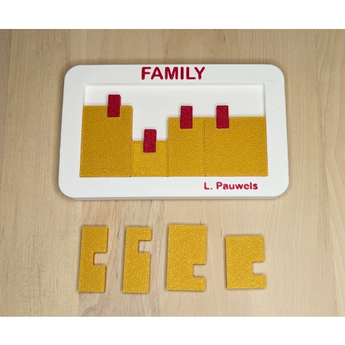 Family, by Lucie Pauwels