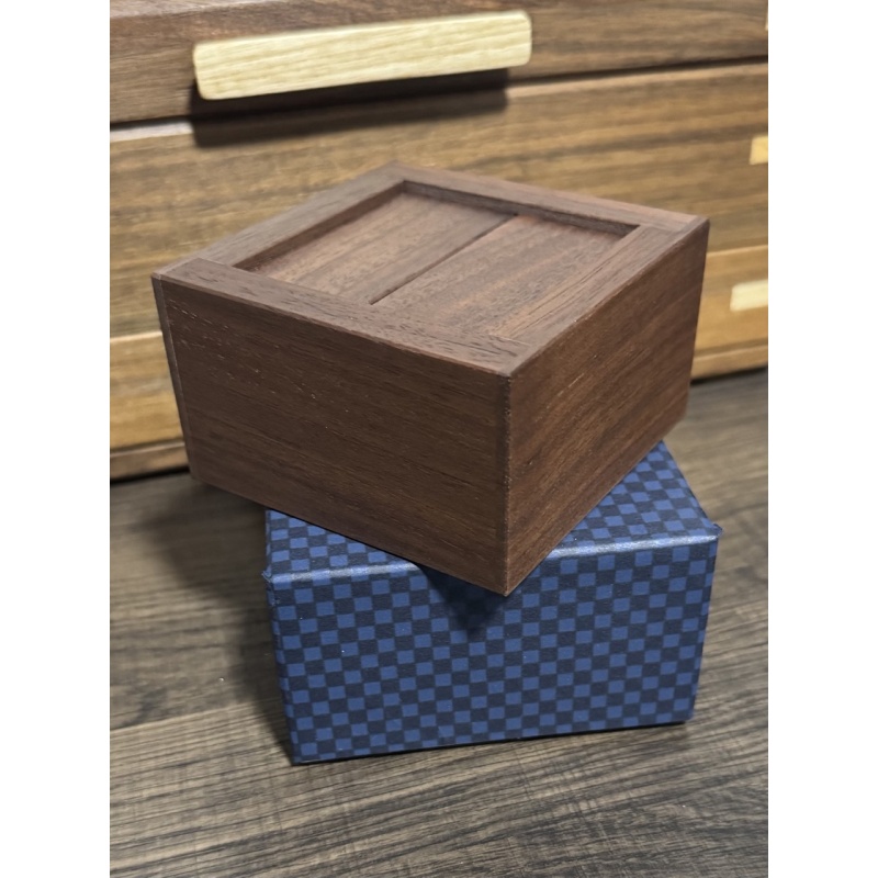 Sliding Panels - Akio Kamei