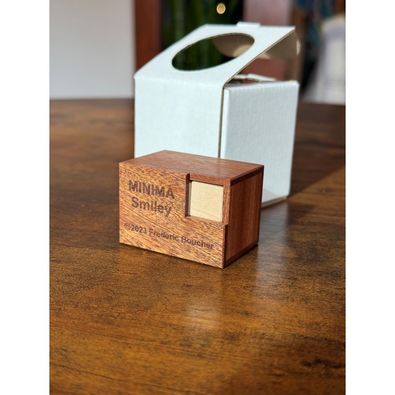 Minima Smiley - Frederic Boucher / Pelikan Puzzles