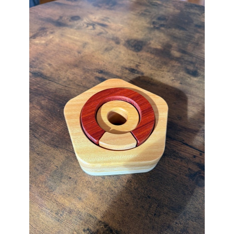 Crawl Space by Dee Dixon (Dedwood Crafts)