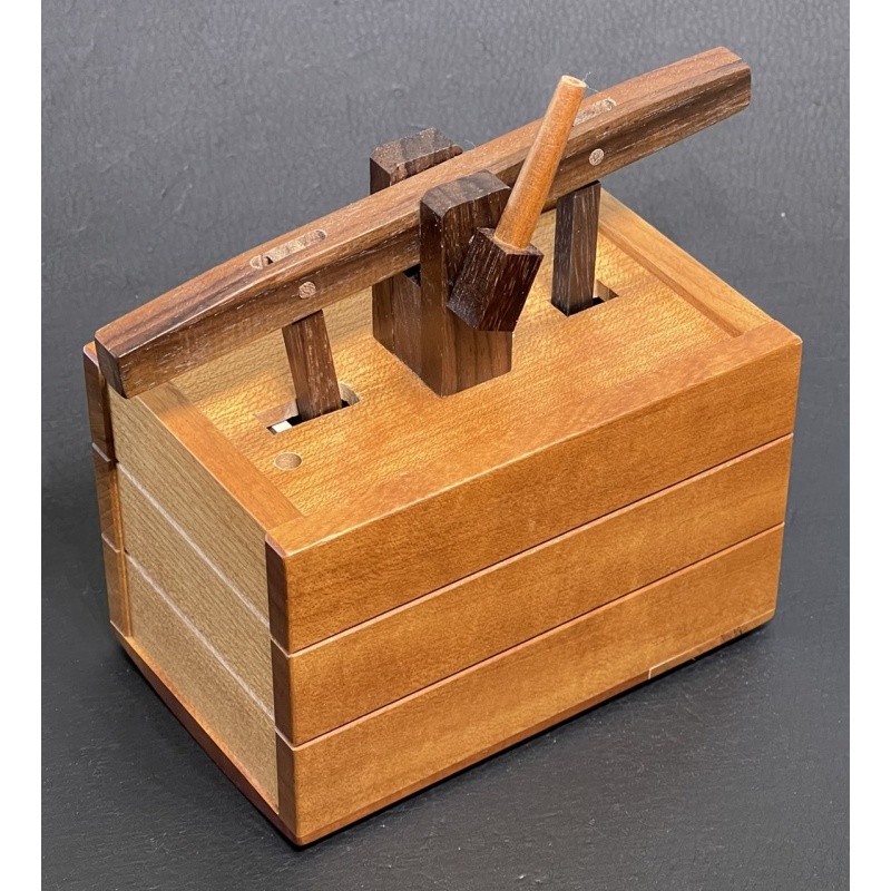 Pump by Tatsuo Miyamoto (Karakuri Creation Group)