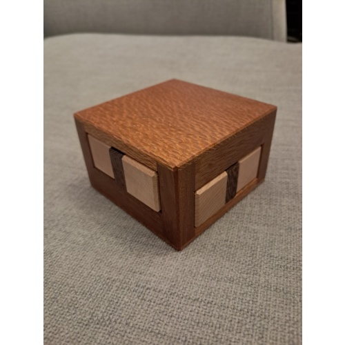 Floating frammed burr by Juno