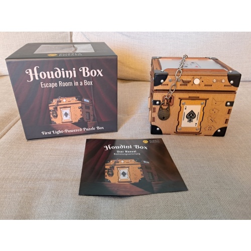 Houdini box by puzzle potato