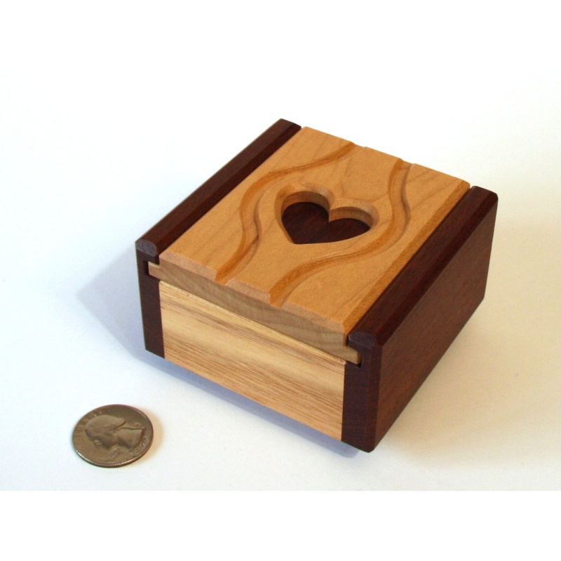 Juno - Ring Case (2019)