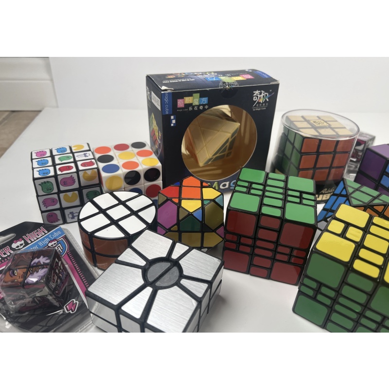 Twisty Puzzle Lot x22