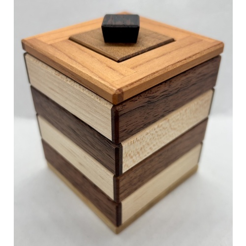 Fluctuation Box (2021) - Hiroshi Iwahara (Karakuri)