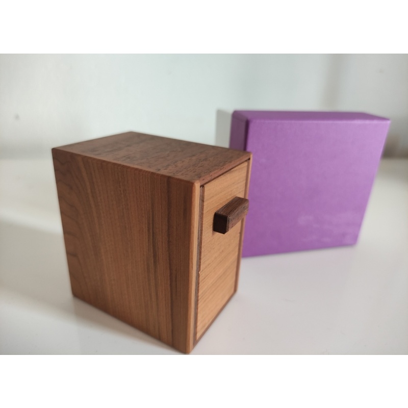 Nanomedashi by Daiki Arimura