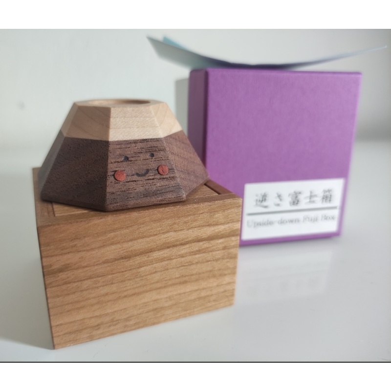 Upside-down Fuji Box by Daiki Arimura