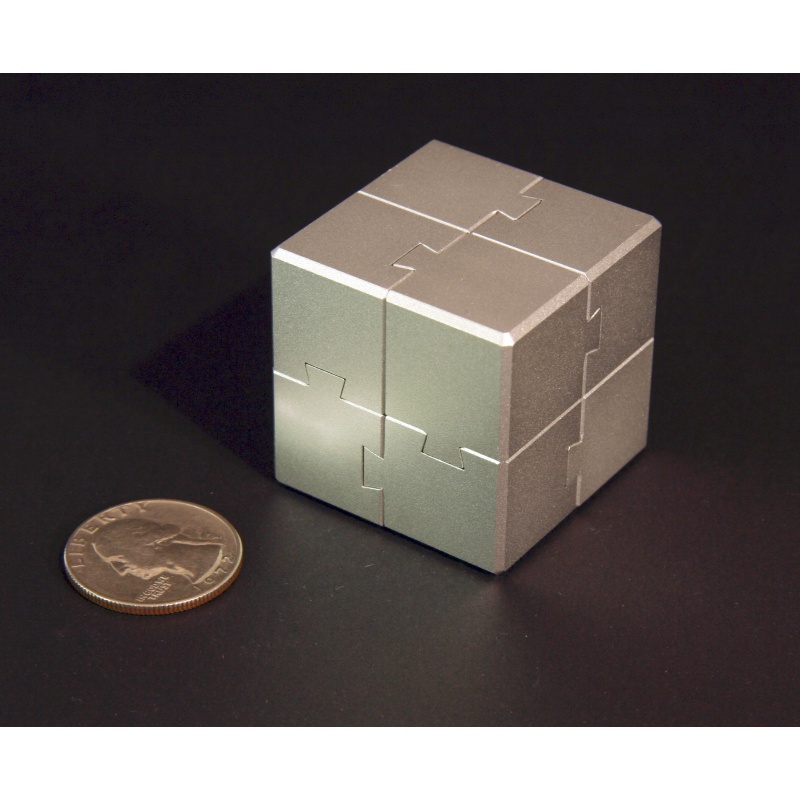 Wayne Daniels, Ronald Kint-Bruynseels - Slump Cube (made by Eric Fuller, 2023)