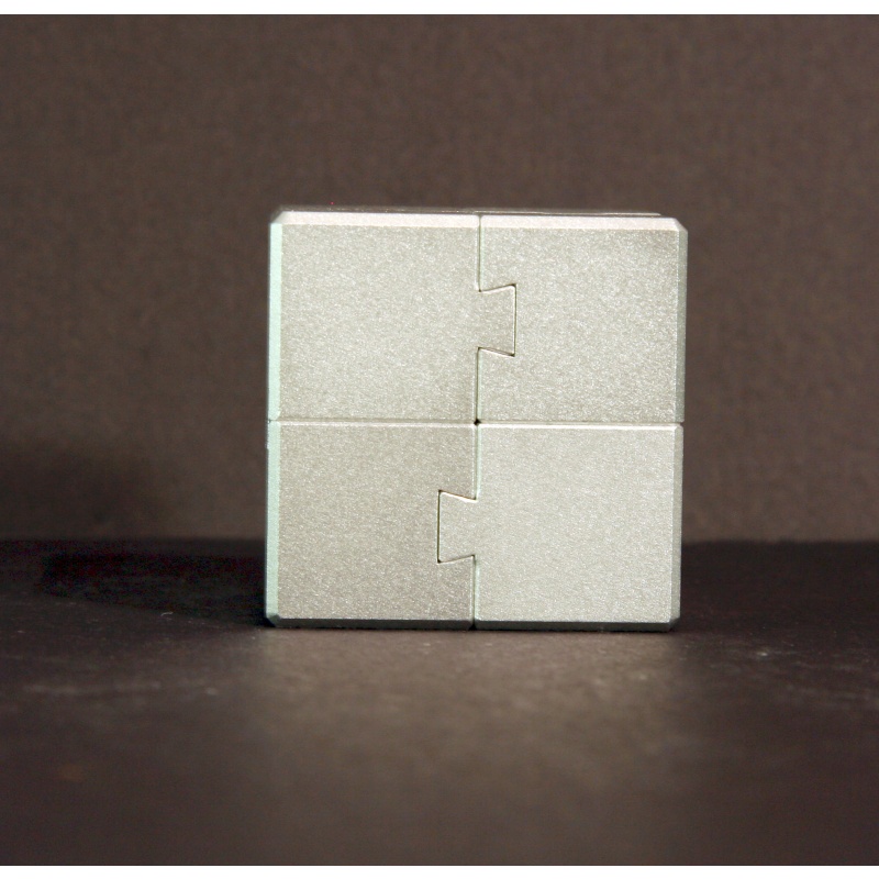 Wayne Daniels, Ronald Kint-Bruynseels - Slump Cube (made by Eric Fuller, 2023)