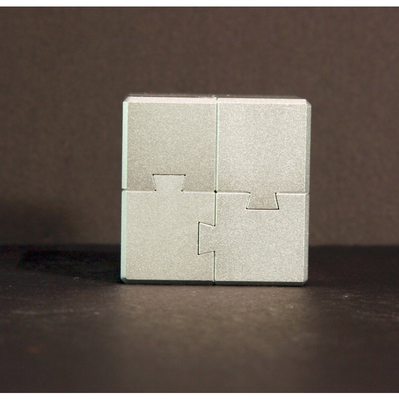 Wayne Daniels, Ronald Kint-Bruynseels - Slump Cube (made by Eric Fuller, 2023)