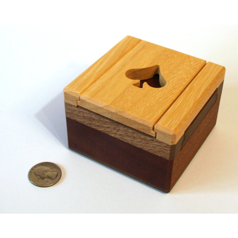 Juno - Spade Case (2018)