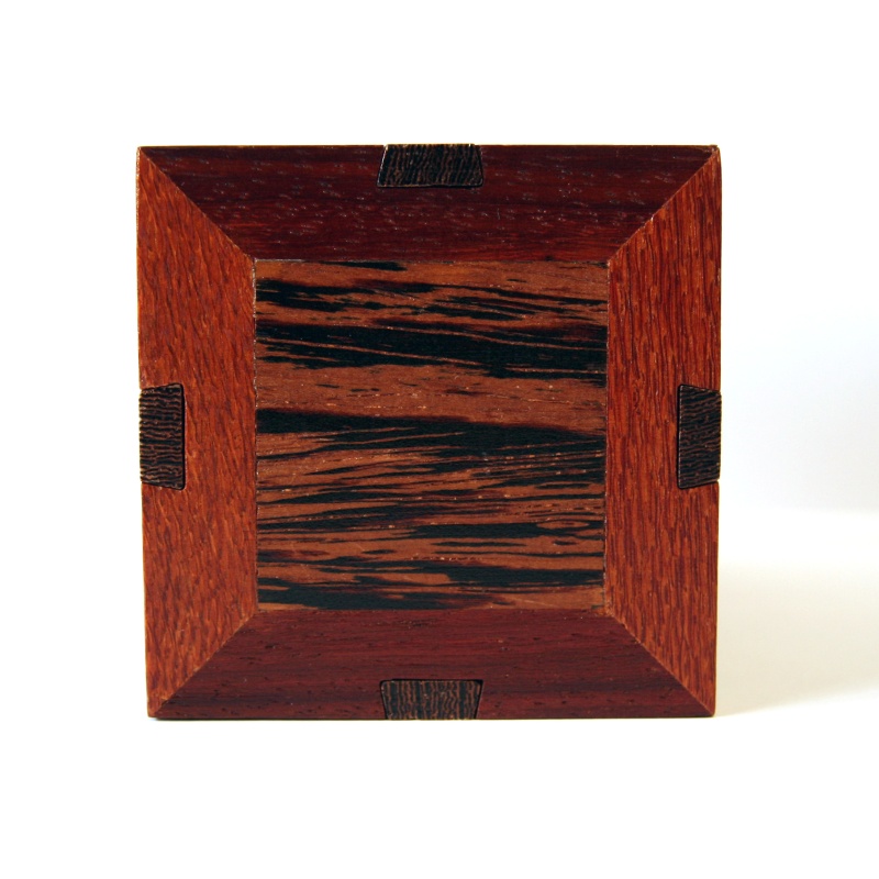 Stickman #10 - Autumn Puzzle Box (2005)