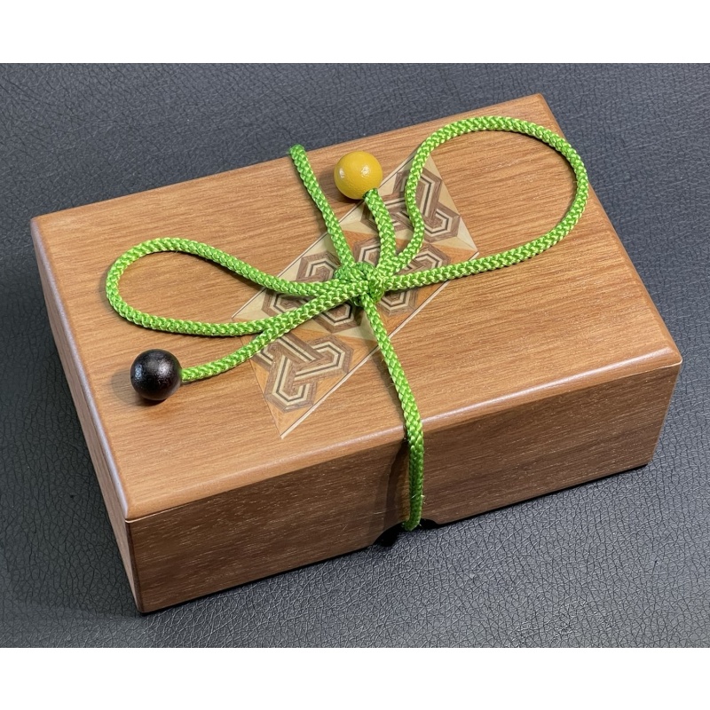 String Box (2014) by Fumio Tsuburai