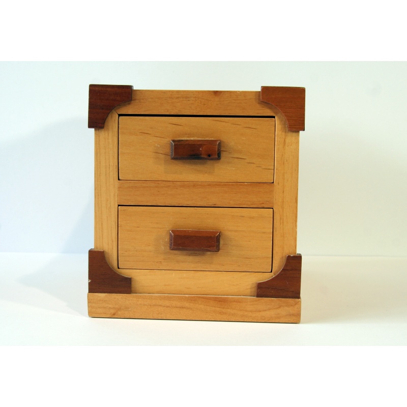 Akio Kamei - Two Drawers (Bits and Pieces version, 2000)