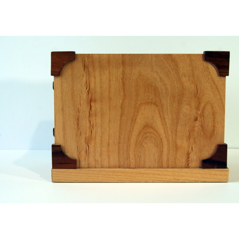 Akio Kamei - Two Drawers (Bits and Pieces version, 2000)