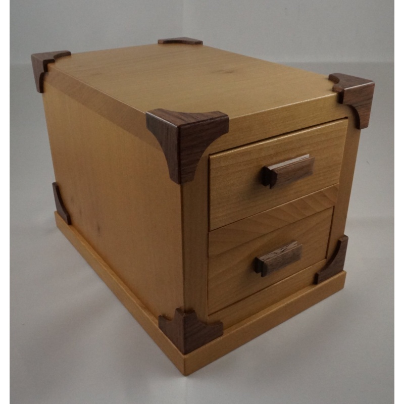 Two Drawers (Akio Kamei)