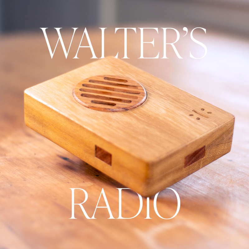 Walter's Radio - Dedwood Crafts