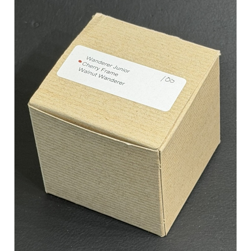 Wanderer Junior by Oskar van Deventer and Tom Lensch